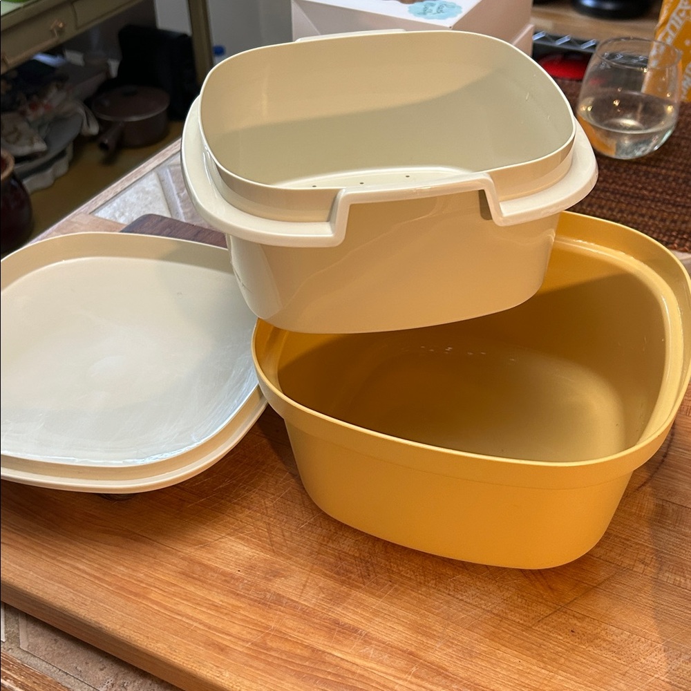 Vintage Tupperware Square Steamer Multi Server Container Keeper with Lid - Picture 3 of 7
